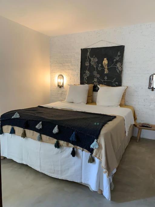Ferienwohnung La Terrasse Du Pont Jullian Charme Et Calme Dans Le Coeur Historique LʼIsle-sur-la-Sorgue Exterior foto